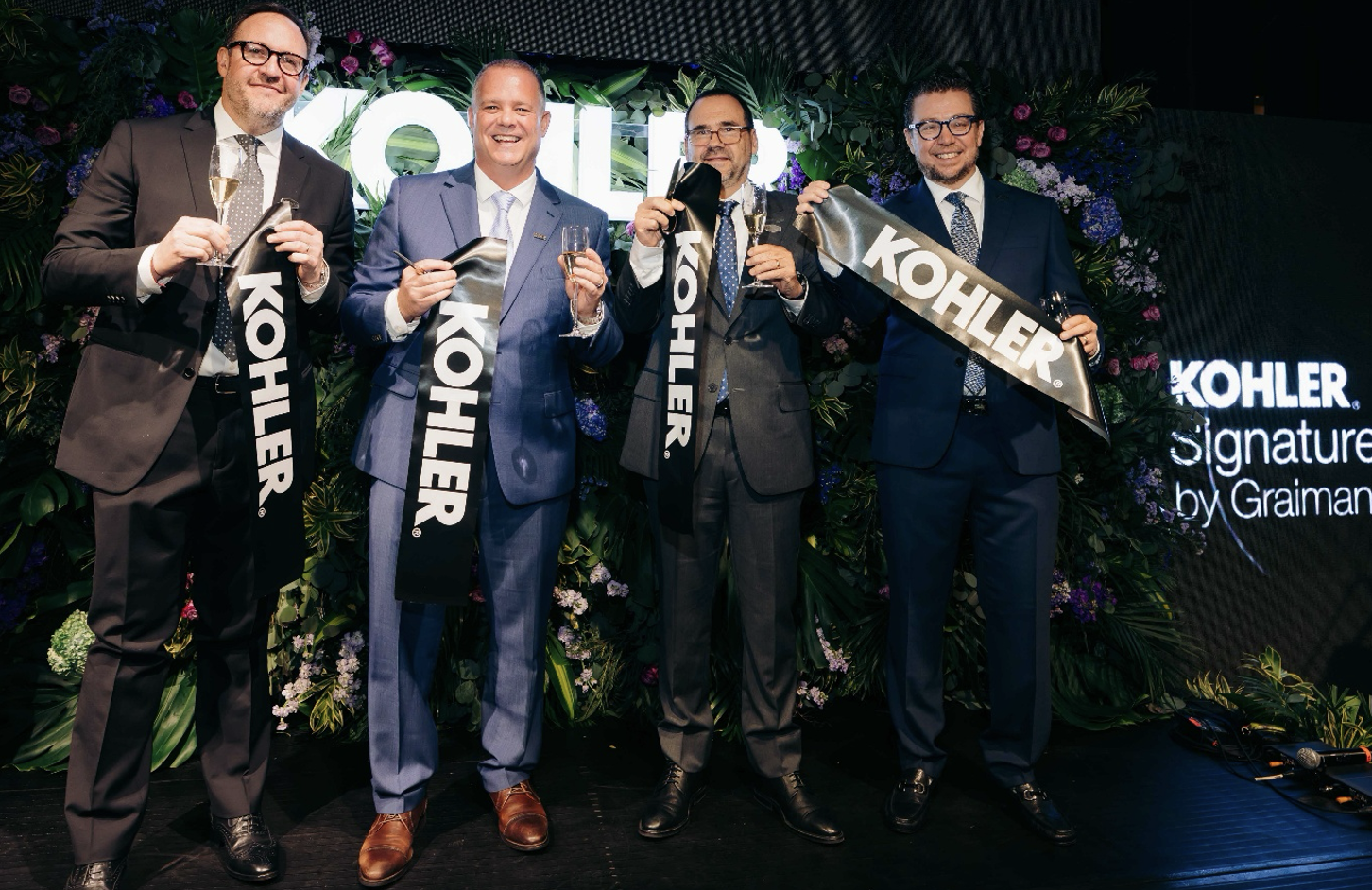 Juan Pablo Malo, Vicepresidente de Negocios del Grupo Industrial Graiman; Jake Lawson, Vice President of Sales & Business Units, Kitchen & Bath de KOHLER para Américas; Alfredo Peña, Presidente Ejecutivo de Grupo Industrial Graiman; Roberto Martínez, Managing Director Kitchen & Bath de KOHLER para Latinoamérica