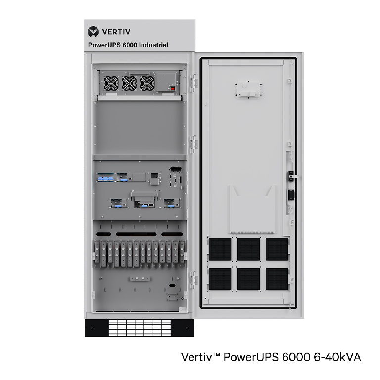 El sistema de energía ininterrumpida (UPS) Vertiv™ PowerUPS 6000 Industrial ofrece protección energética confiable para operaciones críticas en entornos industriales exigentes
